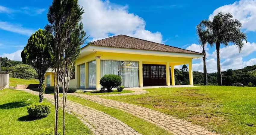 Casa com 3 quartos para alugar na Rua Pascoal Carignano, 1225, Passauna, Campo Largo