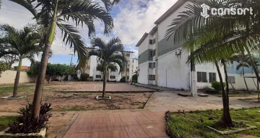 Apartamento com 3 dormitórios à venda, 64 m² por R$ 155.000,00 - Caseb - Feira de Santana/BA