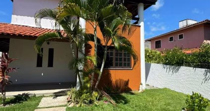 Casa com área no foz do Joanes 4/4, sendo 1 suíte em Buraquinho.
