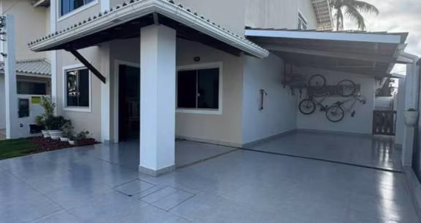 BAIXOU Casa em condomínio dentro do Foz do Joanes 925.000,00