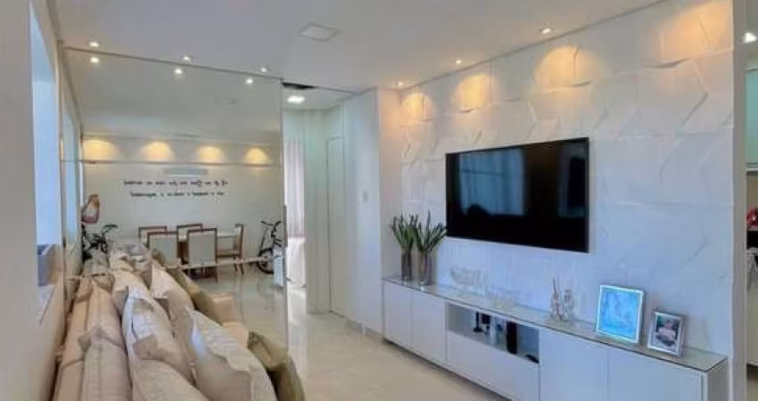 Apartamento Finamente decorado em Buraquinho.