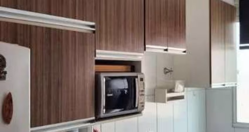 Vendo Apartamento • R$ 200.000,00.