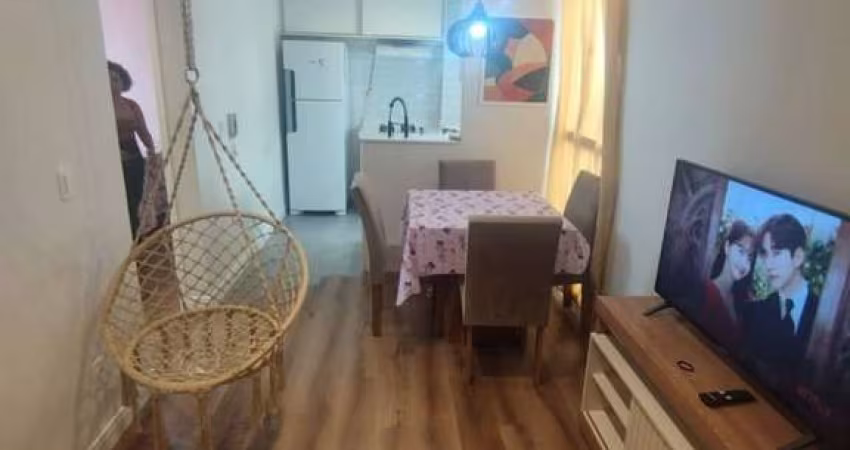 VENDO APARTAMENTO MOBILIADO NO SOLAR DA PRAIA.