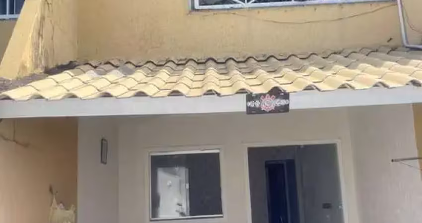 Casa duplex de rua - 2 suítes - entre o centro e ipitanga - lauro de freitas
