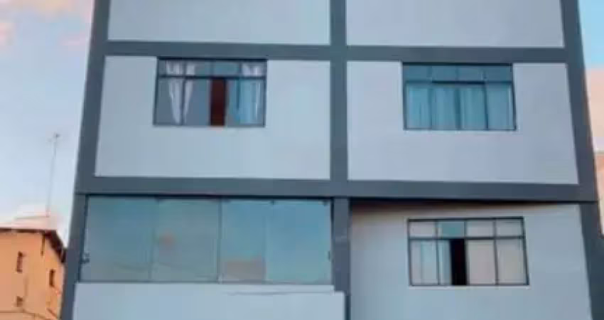 Apartamento finalmente decorado na estrada do côco ao lado da estação aeroporto.