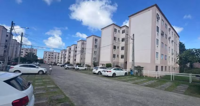 Apartamento 2/4, vaga de garagem próximo ao antigo max.