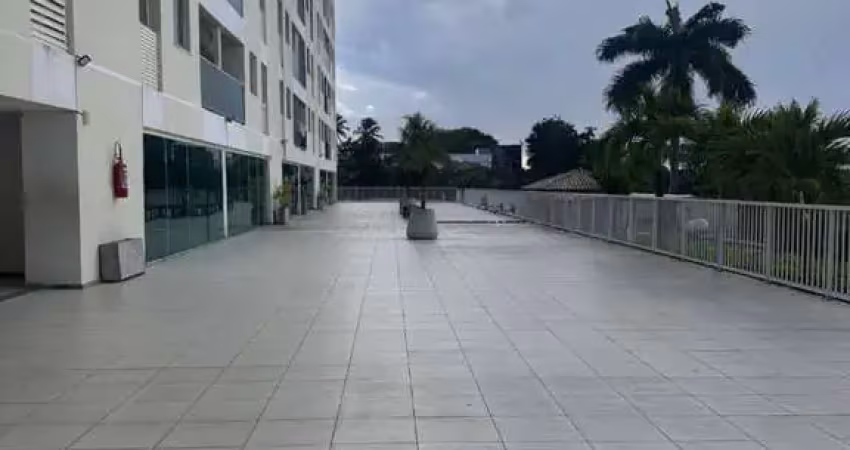 Apartamento 2/4, nascente em frente ao shopping busca vida.
