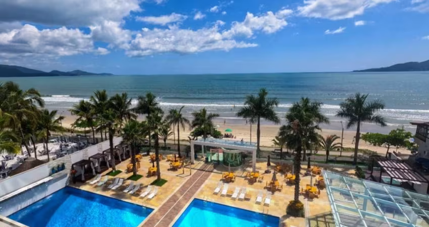 APARTAMENTO ALTO PADRÃO COM TERRAÇO,FRENTE AO MAR EM ITAPEMA!!!