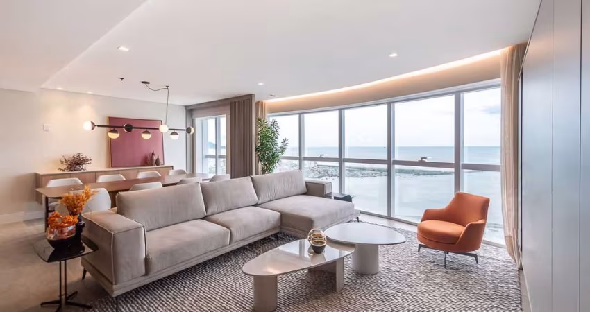 Apartamento de luxo na Fazenda, Itajaí-SC: 3 quartos, 3 suítes, 3 salas, 5 banheiros, 5 vagas de garagem, 328,96m² de área. Venha conferir!