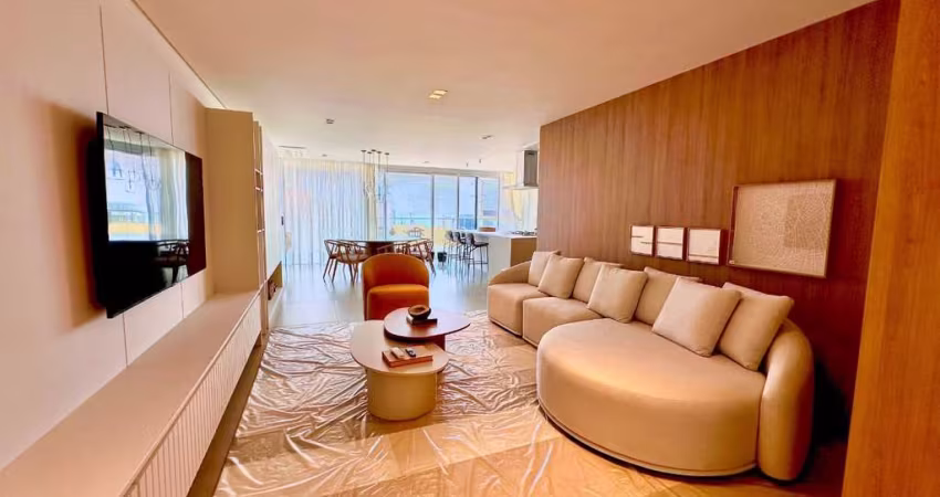 Imperdível: Apartamento de Luxo na Praia Brava, Itajaí-SC - 4 quartos, 4 suítes, 2 salas, 5 banheiros, 4 vagas, 210m² - Decorado, Mobiliado, Pronto para Morar!