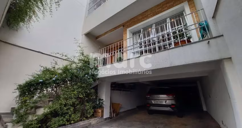 Casa com 3 quartos à venda na Rua João do Prado, 141, Aclimação, São Paulo