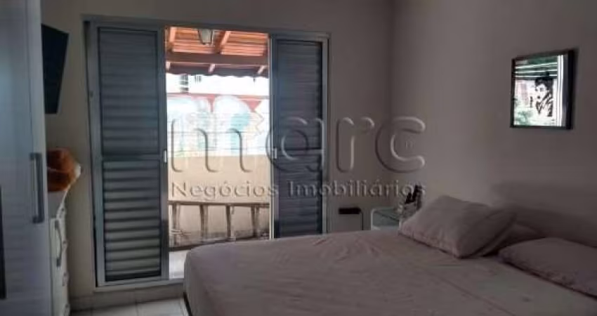 Casa com 3 quartos à venda na Rua Silveira da Mota, 25, Cambuci, São Paulo