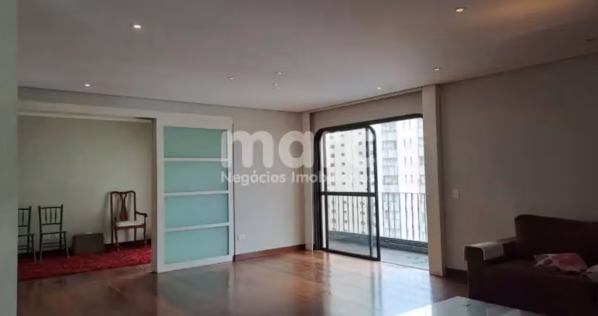 Apartamento com 3 quartos à venda na Rua Castro Alves, 778, Aclimação, São Paulo