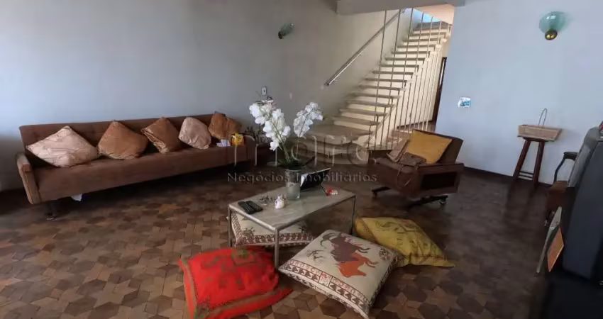 Casa com 3 quartos à venda na Rua Gama Cerqueira, 636, Cambuci, São Paulo