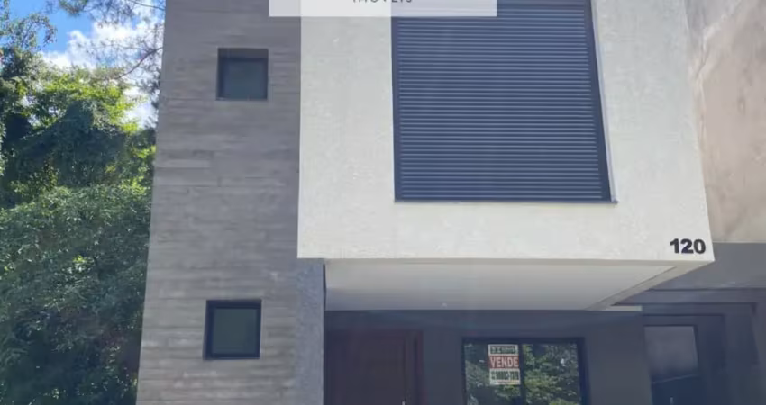 Lindo triplex em condomínio no bairro santa cândida vivendas do bosque