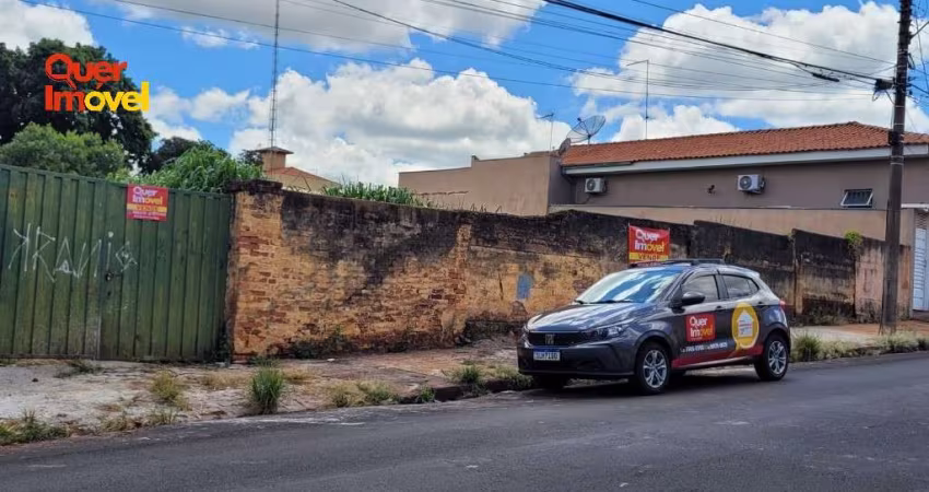 Terreno comercial à venda em localização privilegiada de Cravinhos-SP - Imperdível oportunidade no melhor bairro da cidade!