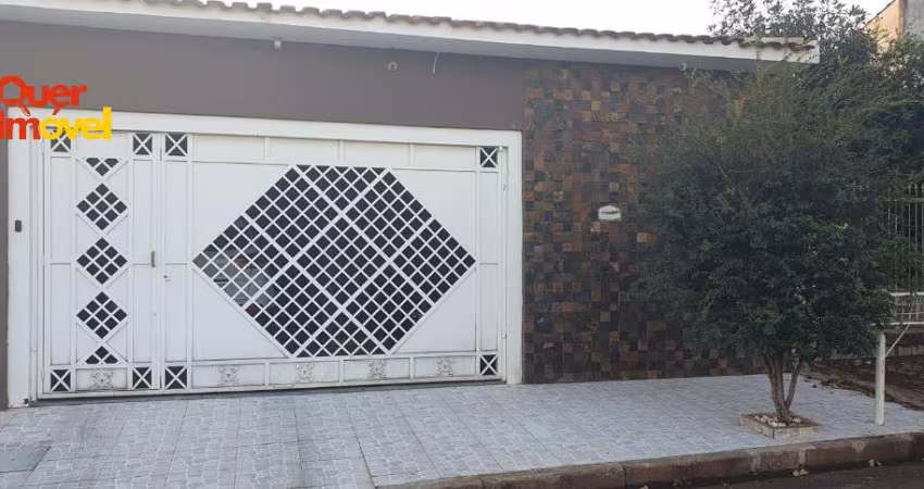 Imperdível: Casa com 2 quartos e suíte na Vila Maria Luiza em Ribeirão Preto-SP, com 209 m² e 2 vagas de garagem!