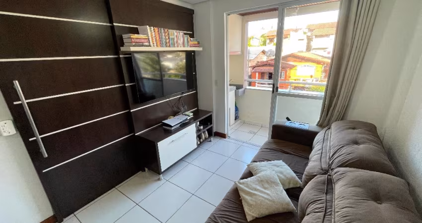 Apartamento com 2 Quartos, Sacada e Elevador – Conforto e Praticidade em Jardim Cidade Florianópolis