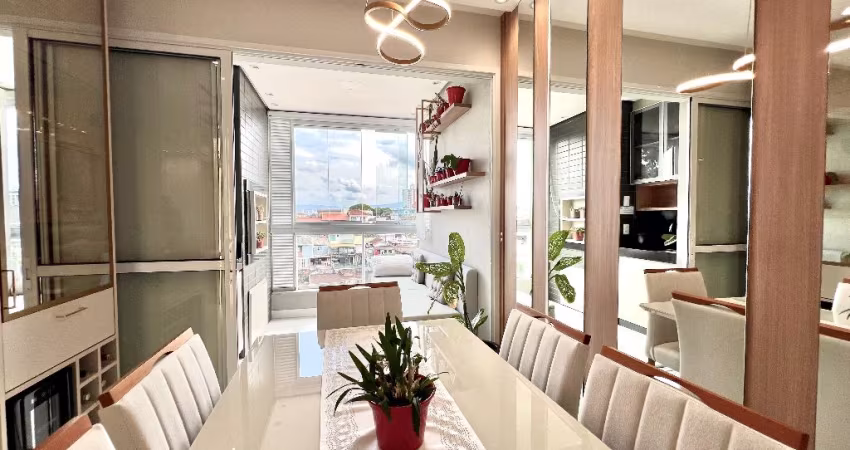 Apartamento mobiliado de alto padrão no Estreito, Floripa