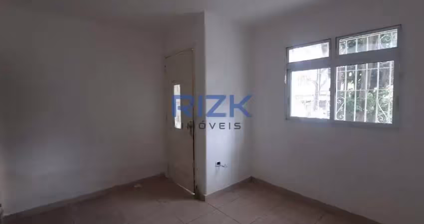 Casa com 2 quartos à venda na Rua Teodureto Souto, Cambuci, São Paulo