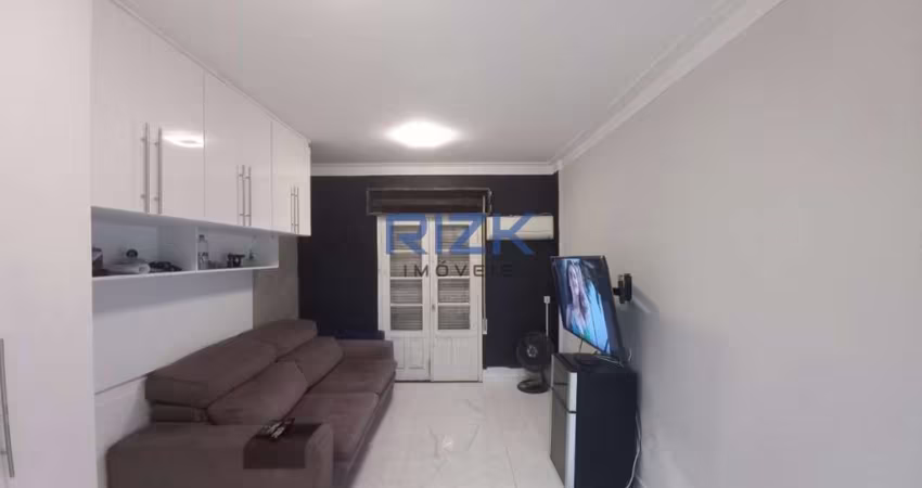 Kitnet com 35 m² na Bela Vista, reformado