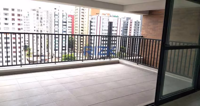 Apartamento novo com 04 à 03 quadras da Sta.Cruz