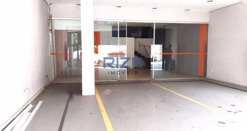 Loja com vão livre, ao lado do Parque Aclimação