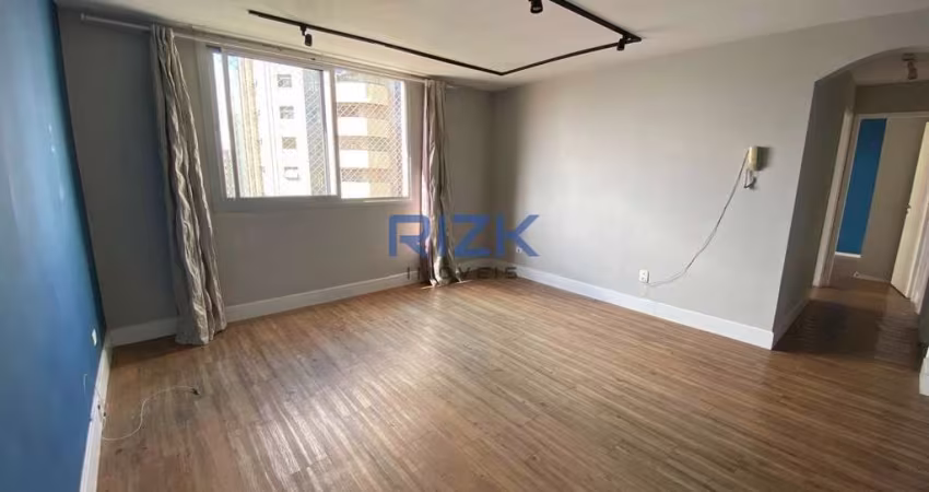 Apartamento de 2 quartos na Aclimação
