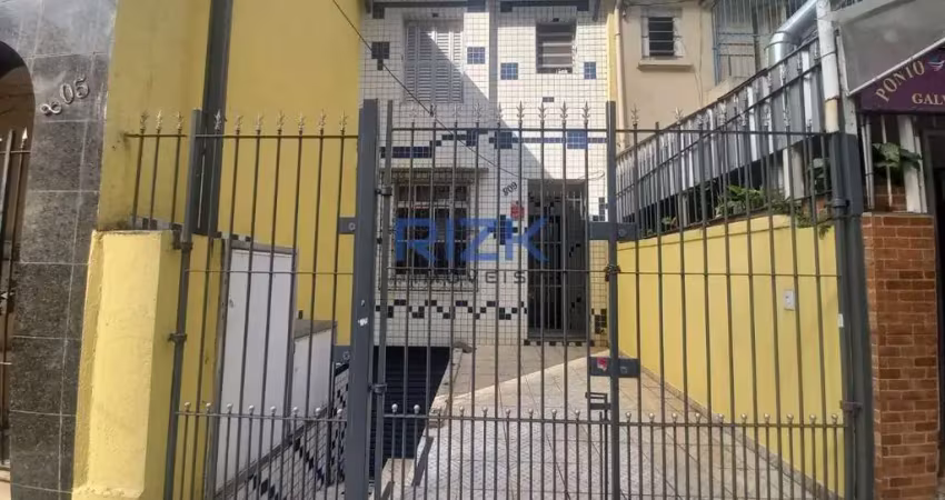 Casa com 3 quartos à venda na Rua Galvão Bueno, Liberdade, São Paulo