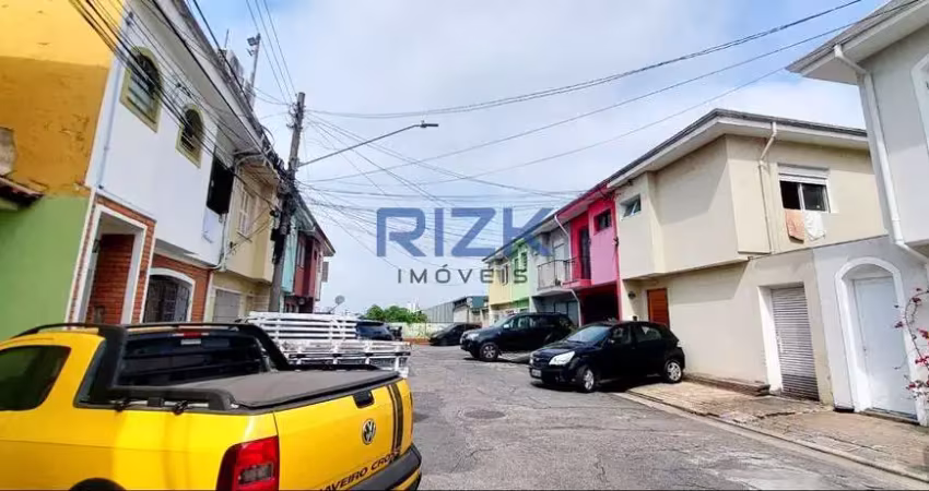 Casa com 3 quartos à venda na Rua Coronel Diogo, Jardim da Glória, São Paulo