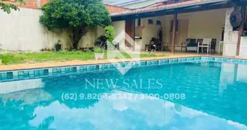 Casa à venda no Setor Goiânia 2 ! Com 3 Qts e Lazer com Piscina !