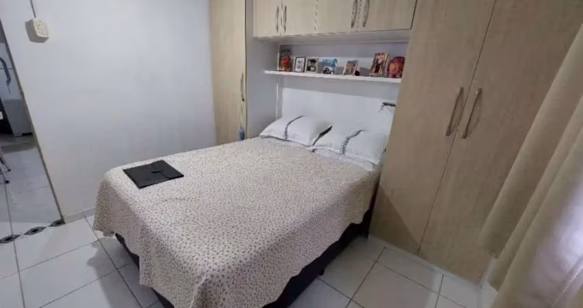 Kitnet mobiliada com portaria e vaga de garagem! venha conhecer!!