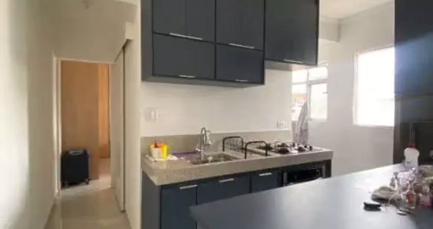 Apartamento reformado com 1 dorm e aceita financiamento bancário!