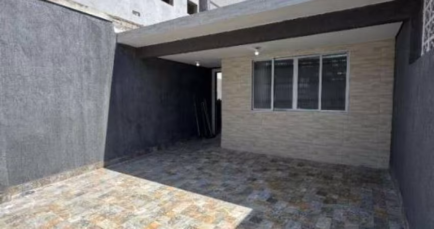CASA RECEM REFORMADA, 02 DORMS, SENDO 01 SUÍTE, FINANCIA, NO BOQUEIRÃO!
