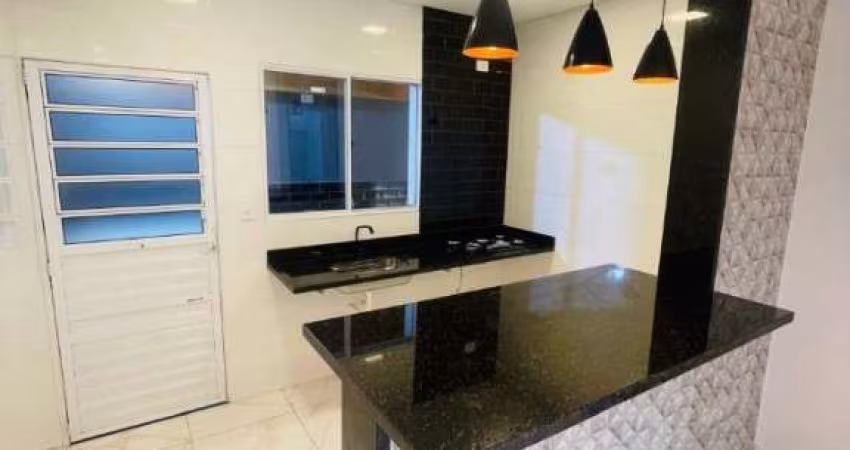 Lindo Sobrado de Condomínio Novo com Churrasqueira de Brinde! Financia!
