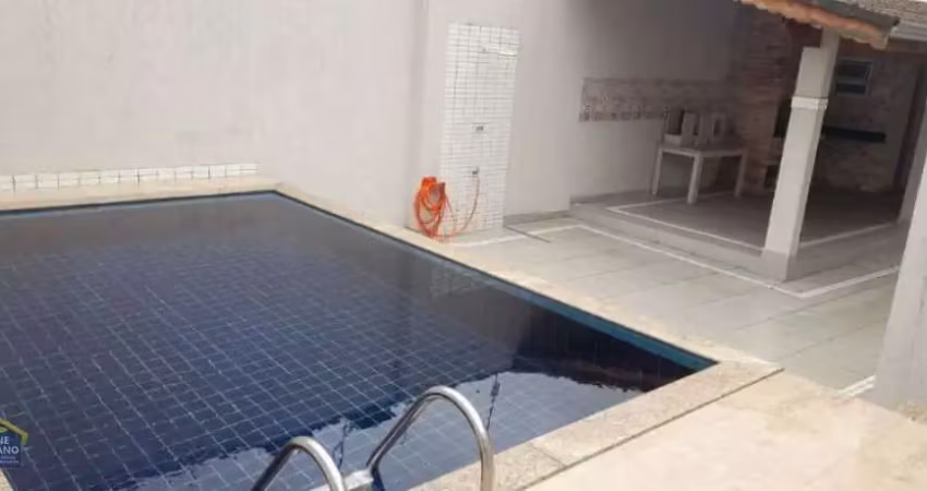 Sobrado de Condomínio com 2 dorms - Piscina - Lado Praia! Financia!