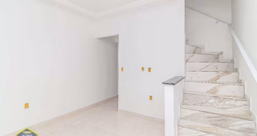 Casa de condomínio 2 dormitórios próximo a praia!!