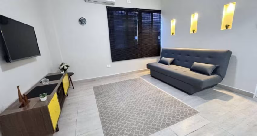 Boqueirão - Kitão Dividido, Térreo, 230 mts da praia