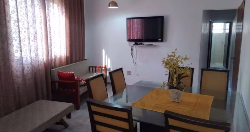 JÁ VIU ESTE? 2 DORMS MOBILIADO COM PISCINA - 2 QUADRAS DO MAR