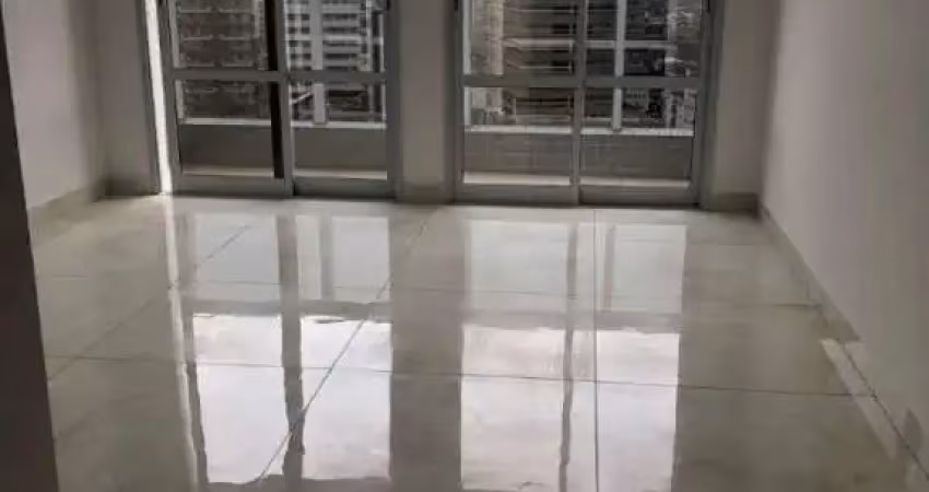 Sala comercial no boqueirão com 1 vaga de garagem privativa!