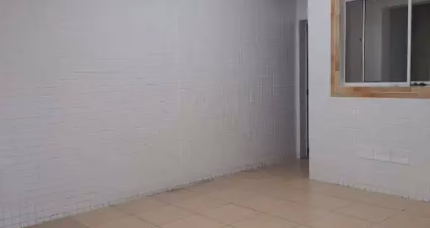 Sobrado individual com 2 dorms 1 vaga - financia ou parcela direto!