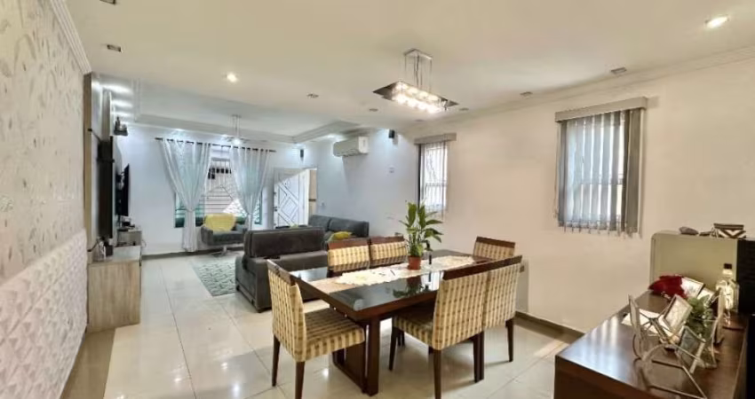 Sobrado Triplex, 03 dorms, Canto do Forte!!