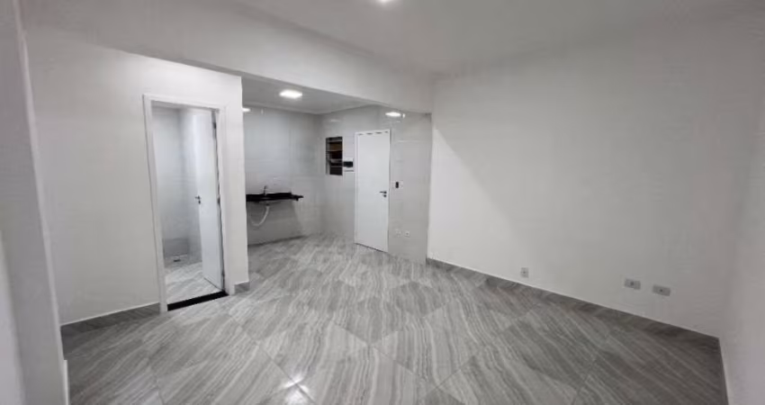Oportunidade!! Kinet reformada, pertinho da praia!!