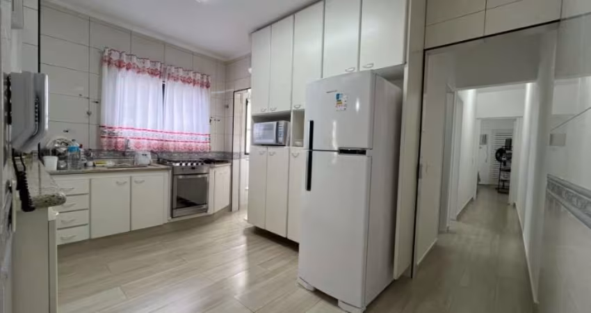 Oportunidade!! Apto mobliado, 02 dorms, Guilhermina!