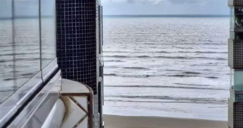 Apartamento de 1 dorm em prédio frente mar - churrasqueira a carvão!