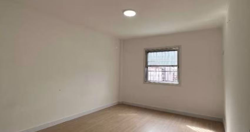 Linda Kit com Piso laminado - 150 mts do mar e Financia! Venha Conhecer!