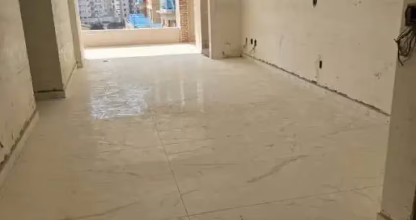 Oportunidade , 3 dorms 2 suítes, 2 vagas, pertinho da praia r$883 mil.