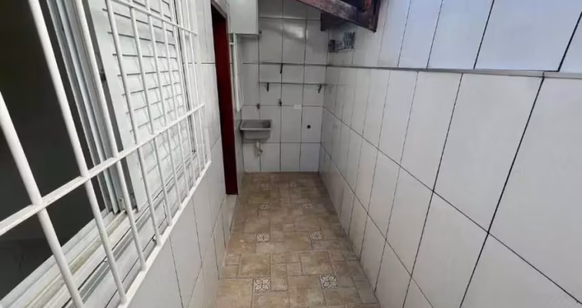 Linda casa de condomínio com 1 dorm por apenas r$ 219mil!
