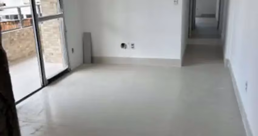 Lançamento, há 200 mts do mar no bairro caiçara, pronto para morar!
