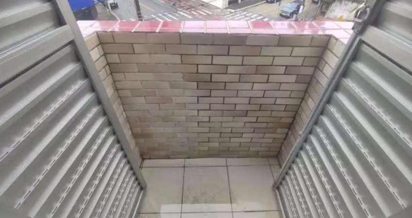 Apartamento com 1 dorm com sacada e prédio com elevador - financia!